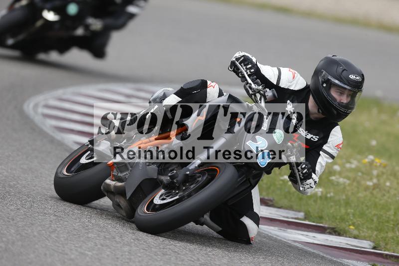 /09 19.04.2026  Caremotion get faster ADR/Gruppe gruen/26